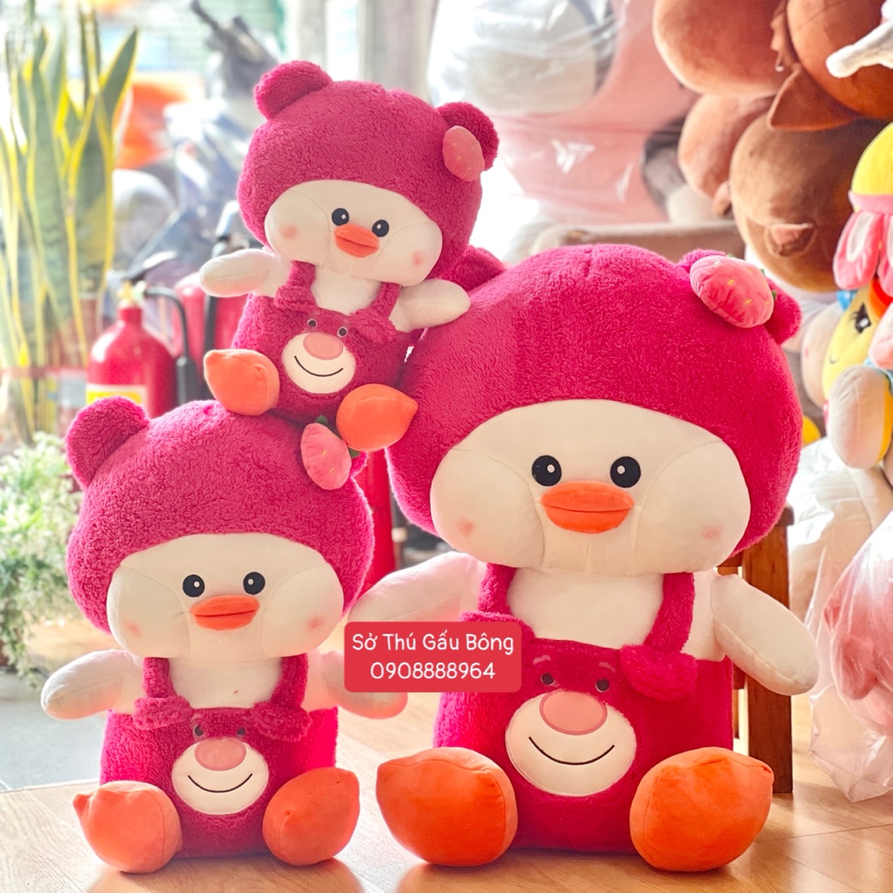Vịt Bông Cosplay Lotso