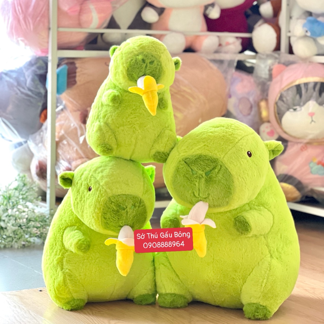 Chuột Bông Capybara Rút Chuối